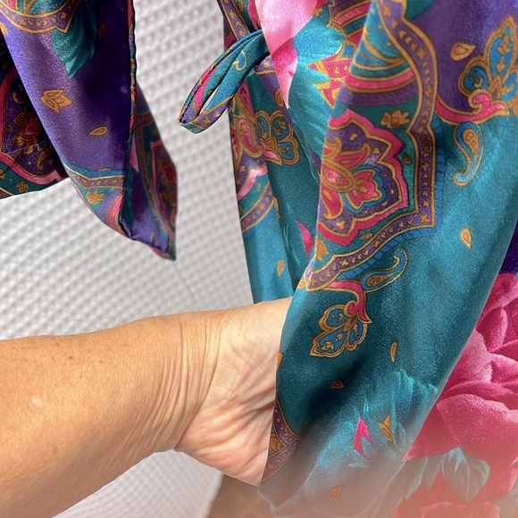 Vintage California Dynasty Chemise and Robe Set. Size PS. EUC. Missing belt. - Picture 3 of 10